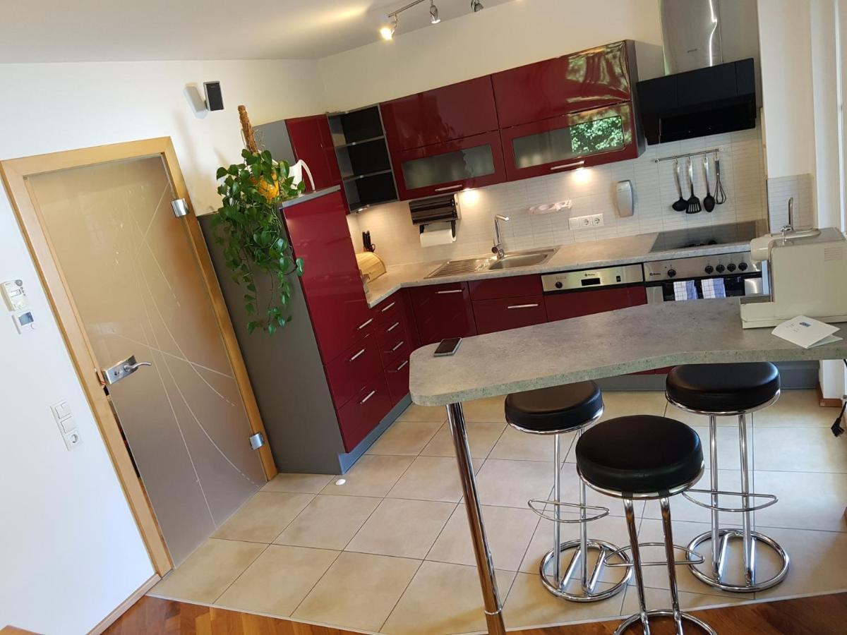 Appartment Ahorn 마리아알름암스타이너르넨미어 외부 사진